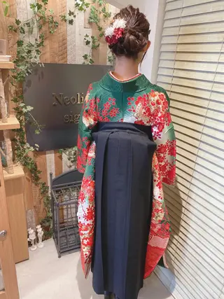 セミロング ヘアアレンジ あき えいみのヘアスタイル