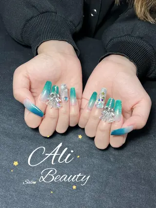 ネイル Ali 新小岩 ネイル専門のネイルデザイン