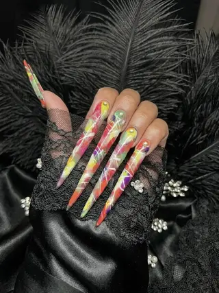 ネイル 24時間営業 UNABOMBAのネイルデザイン