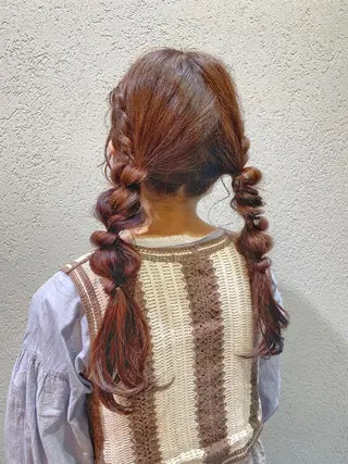 ロング カラー ノイシキ サキのヘアスタイル