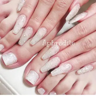 ネイル Aphrodite パラジェル認定サロンのネイルデザイン