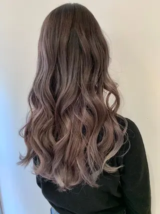 ミディアム ヘアアレンジ カラー 🦄コグレケンタピ ンクカラー🎨パーマのヘアスタイル