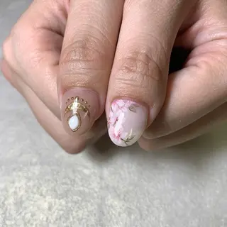 ネイル atelier　FIORITURA所属・FIORITURA aiのネイルデザイン