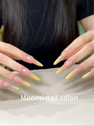 ロング Moomi nail salonのネイルデザイン