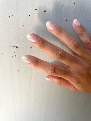 ミディアム y.所属・y. salonのネイルデザイン