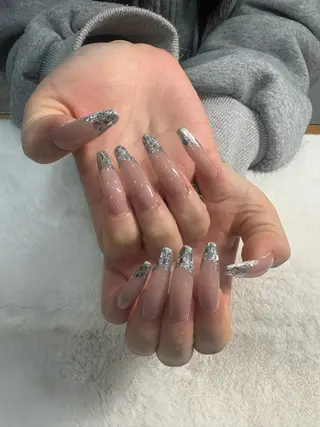 ネイル Kuromi Yurika🎀のネイルデザイン