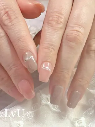 ネイル LvU(ラブユー) Asayamaのネイルデザイン