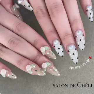 ネイル salon de Chéli所属・salon de Cheliのネイルデザイン
