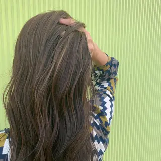 カラー トレンドヘア🌿 chinariのヘアスタイル