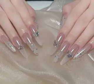 ネイル D-BEAUTY Nailsalonのネイルデザイン