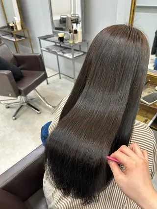 ロング カラー hair atelier OZ桑野店所属・阿佐見 若菜のヘアスタイル