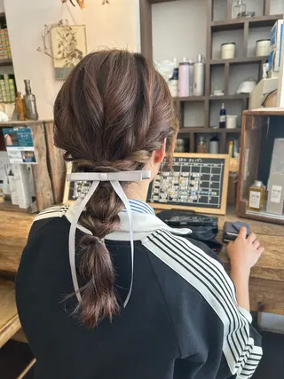 セミロング ヘアアレンジ alex republic所属・尾形 真里のヘアスタイル