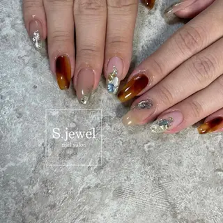 ネイル S♡JEWEL所属・S. JEWELのネイルデザイン