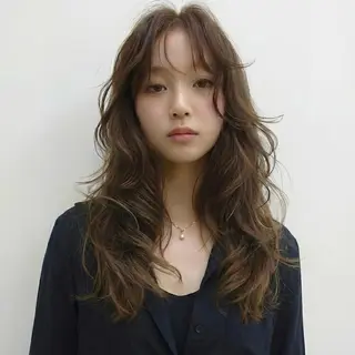 セミロング 🔥ブリーチなし Wカラー🔥のヘアスタイル