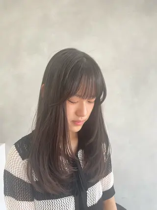 ロング 早坂 あおいのヘアスタイル