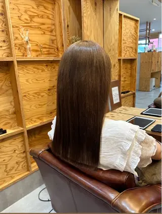 ロング adorable 小林未由のヘアスタイル