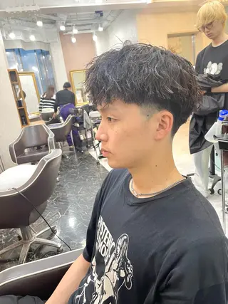 メンズ 亀川蓮 Agu hairのヘアスタイル