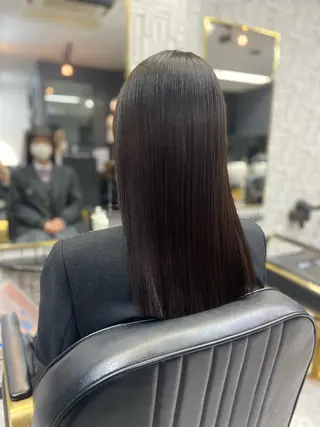 セミロング 瀧下 唯のヘアスタイル