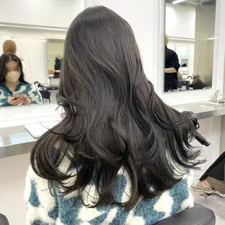 ロング カラー y2k✩︎⡱レイヤー ウルフ/オリーブ🍀のヘアスタイル