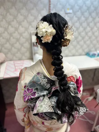 ロング ヘアアレンジ Sara/ヘアメイク /パーソナルカラーのその他イメージ