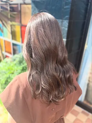 ロング カラー 🌼EARTH 望月美那🌼のヘアスタイル