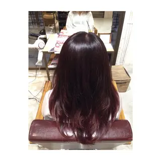 ミディアム セミロング ロング カラー アオガミ （前髪顔周りカット）のヘアスタイル