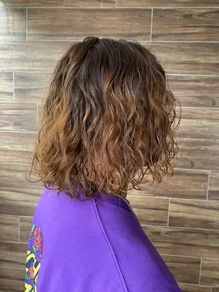 パーマ メンズ 持ちが良いニュアンス パーマ渡辺尚暉のヘアスタイル