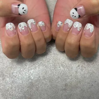 ネイル ＆MERCI所属・&MERCI nail maoのネイルデザイン