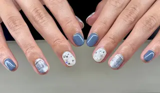 ネイル AngelChris ビューティーサロンのネイルデザイン