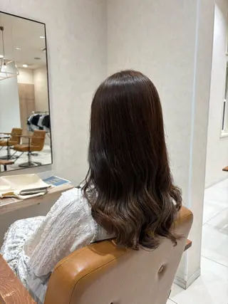 セミロング カラー moe｜透明感カラー ×似合わせカットのヘアスタイル