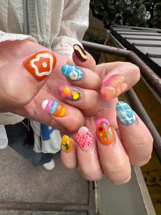 ネイル .unff所属・前山 亜耶のネイルデザイン