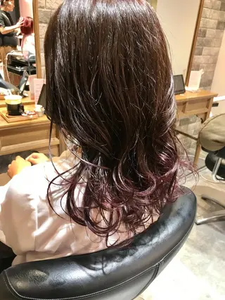 セミロング 所渉/韓国レイヤー /ウルフカットのヘアスタイル