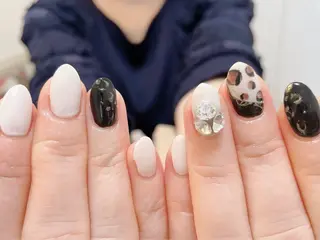 ネイル manis .のネイルデザイン
