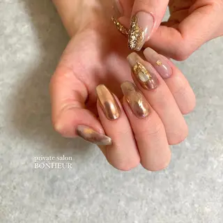 ネイル BONHEUR Annaのネイルデザイン