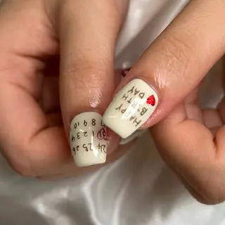 ネイル shine'an fuka🌿🫧のネイルデザイン