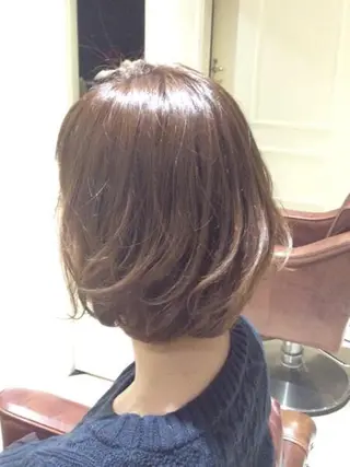 ショート カラー na3moe【ナナナモエ】所属・髪質改善✨カラー特化 サロン🎨平尾晃一のヘアスタイル