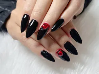 ネイル Moon's🌙💅 Shioriのネイルデザイン