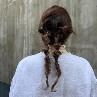 セミロング カラー ヘアアレンジ 🍇おぐら めぐみ🍇のヘアスタイル