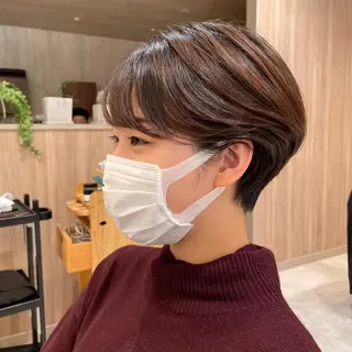 ショート カラー 似合わせ レイヤー須川のヘアスタイル