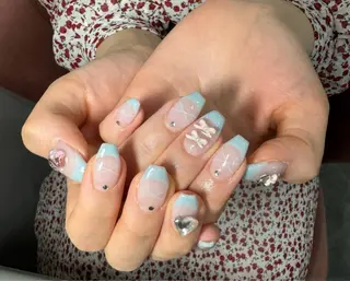 ネイル LAVISH nanamiのネイルデザイン