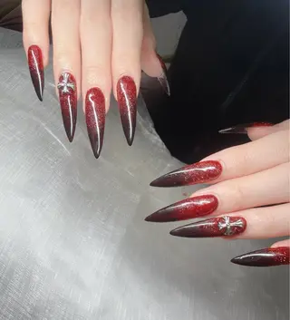 ネイル Lee Nailsのネイルデザイン