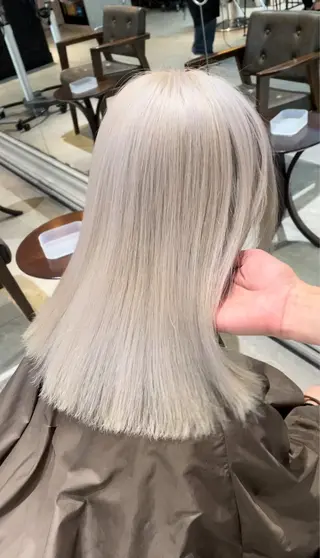 セミロング カラー パーマ ヘアアレンジ ブリーチカラー🤍 颯馬🐈‍⬛のヘアスタイル