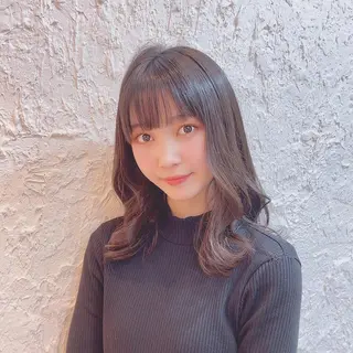セミロング 大人ガーリー🕊 Lewinはるのヘアスタイル