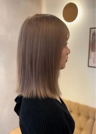 ミディアム カラー ミルクティ/ピンク/ レイヤー/yuriaのヘアスタイル