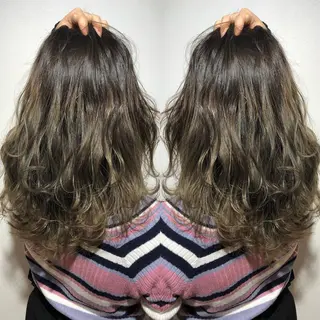 セミロング カラー ♡美髪•艶髪♡砂川 なつきのヘアスタイル