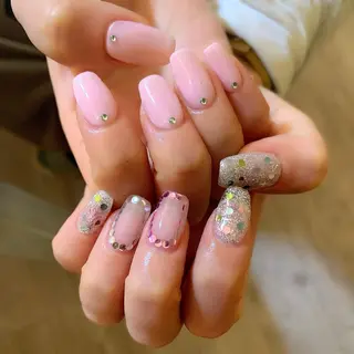 ネイル GO TODAY シェアサロン 表参道Colore店所属・K. Ayanaのネイルデザイン