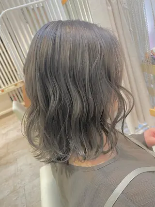 セミロング カラー ヘアアレンジ Design Color🐰アユミのヘアスタイル