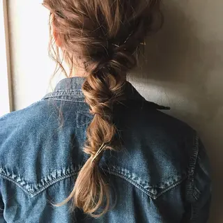 ロング カラー PHIDGE所属・山下 千明のヘアスタイル