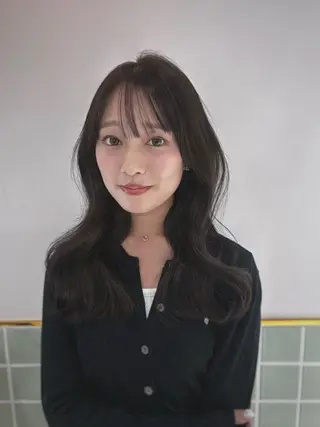 セミロング カラー hachiyama rinaのヘアスタイル