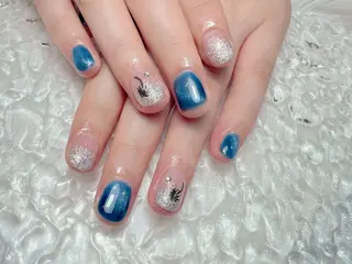 ネイル マジックミラー所属・マジック ミラーのネイルデザイン